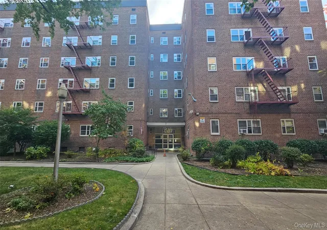44-69-kissena-blvd-4m-new-york-ny-11355/hzid_58a78e91