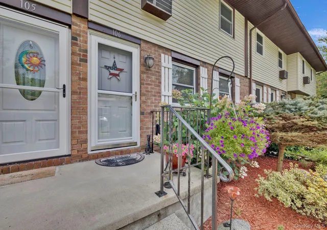106-parr-meadow-dr-1f-newburgh-town-ny-12550/hzid_47f1893f