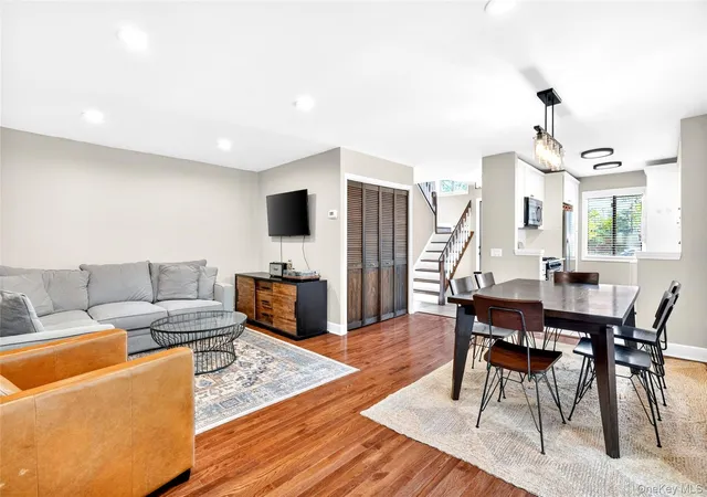 17-hillside-ter-d-white-plains-ny-10601/hzid_df23def4