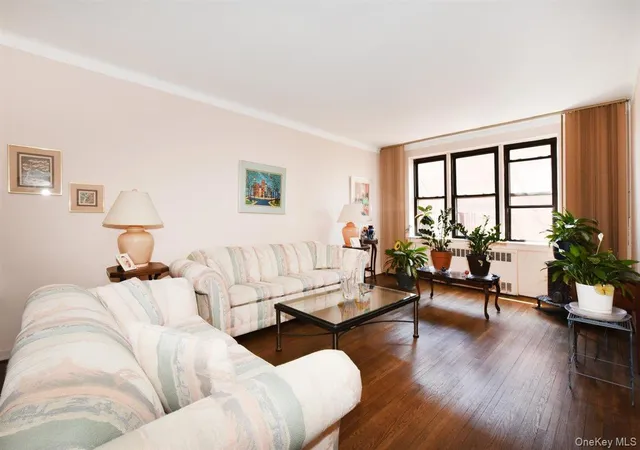 143-50-hoover-ave-416-new-york-ny-11435/hzid_4eeb9e32