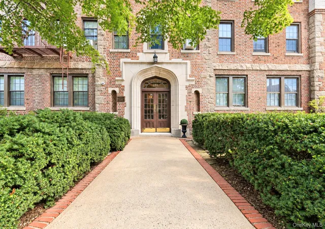 100-parkway-rd-4c-eastchester-ny-10708/hzid_6071bab5