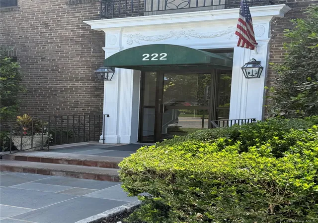 222-7th-st-3c-hempstead-ny-11530/hzid_e19e518f