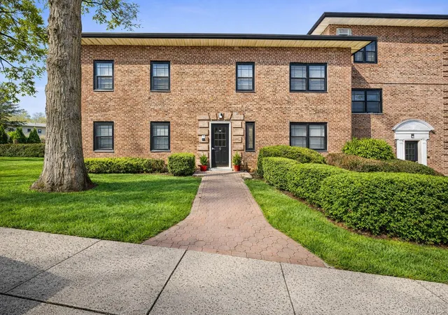 9-manchester-rd-2r-eastchester-ny-10709/hzid_0cdde25a
