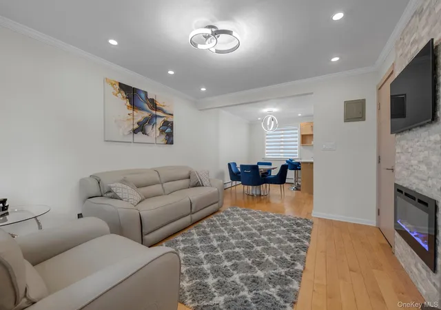 67-45-bell-blvd-duplex-new-york-ny-11364/hzid_d4e254c7
