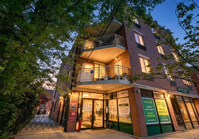 3710-149th-pl-2b-new-york-ny-11354/hzid_d1d4a9fc