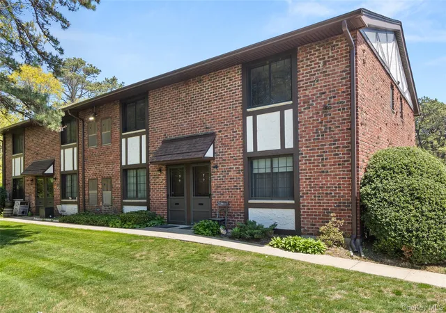 5-pinebrook-pl-5-islip-ny-11706/hzid_4847ae03
