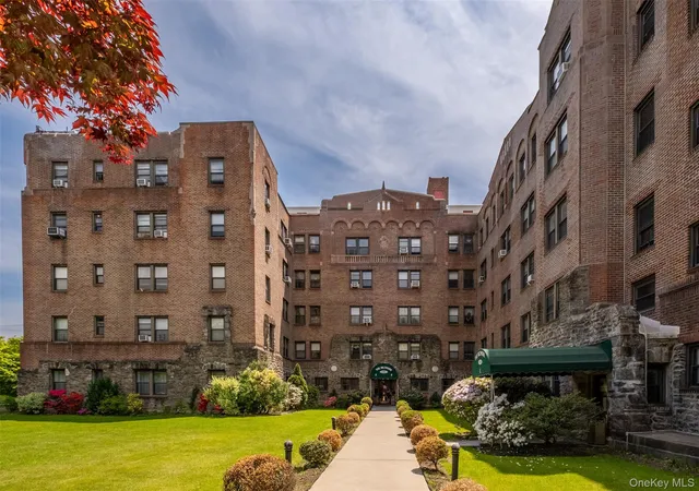 4784-boston-post-rd-b23-pelham-ny-10803/hzid_c8d41e86