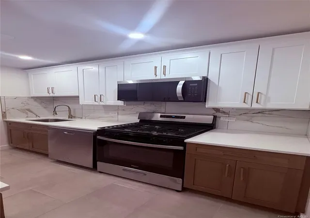 665-thwaites-pl-4n-new-york-ny-10467/hzid_08a003ba