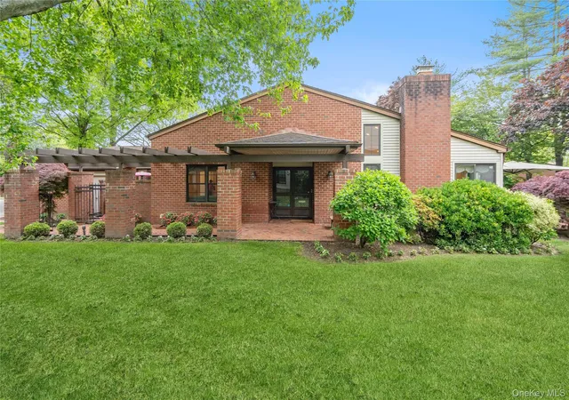 111-dove-hl-dr-manhasset-ny-11030/hzid_d6443592