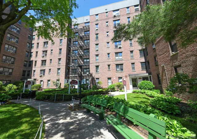 112-25-34th-ave-3a-new-york-ny-11368/hzid_c3004a30