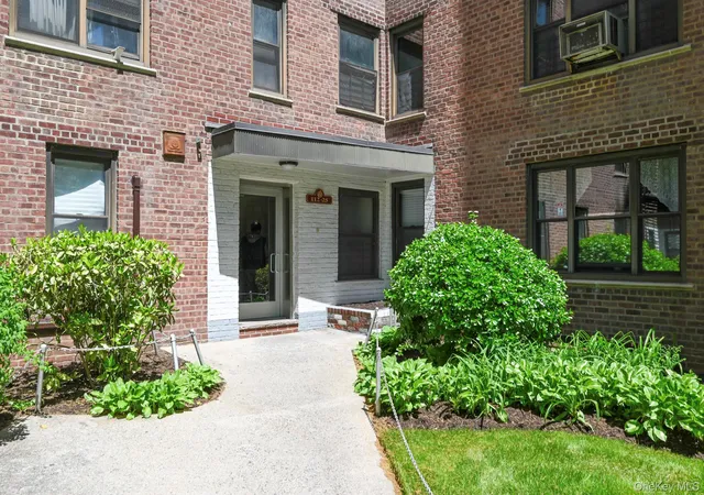 112-25-34th-avenue-3a-corona-ny-11368/hzid_deadc0bf