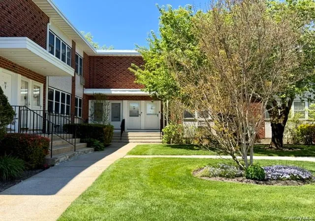 143-farber-dr-143-west-babylon-ny-11704/hzid_d384c601