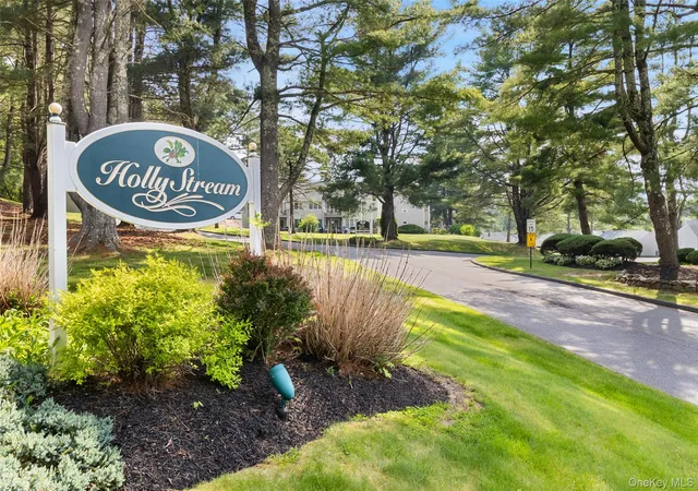 201-holly-stream-ct-southeast-ny-10509/hzid_ddc2a875