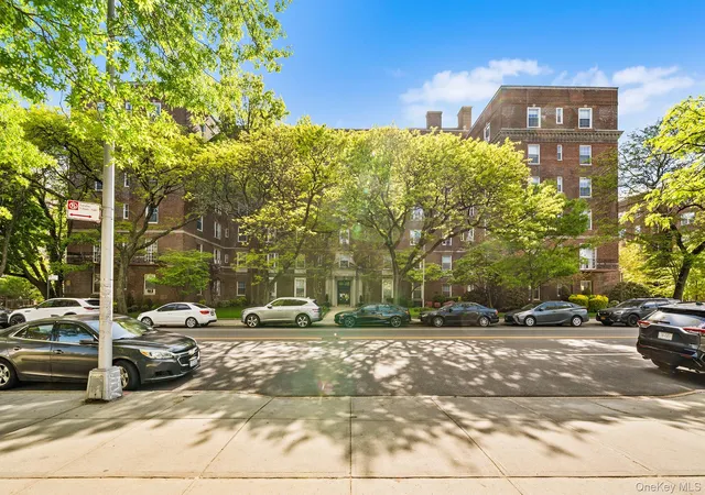 68-10-108th-street-1d-forest-hills-ny-11375/hzid_7c748466