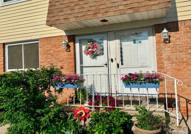 565-ave-a-104-hempstead-ny-11553/hzid_98de2f8c
