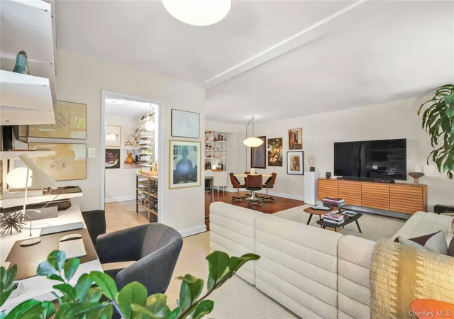 7423-ridge-blvd-1c-brooklyn-ny-11209/hzid_ad0d7e90