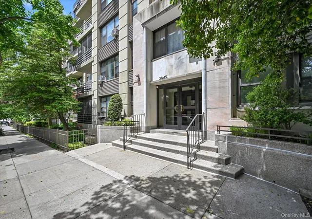 98-25-64th-rd-5e-new-york-ny-11374/hzid_4ce8c775