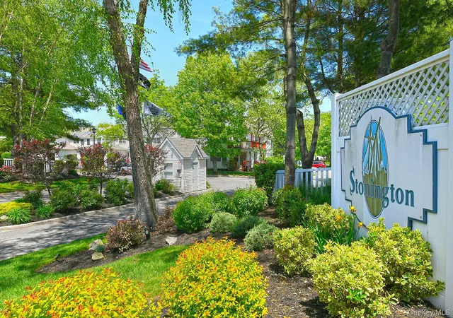 130-commodore-cir-brookhaven-ny-11776/hzid_2c62bfd1