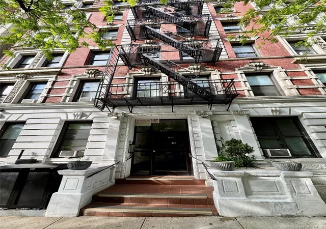 4-6-w-105th-st-5b-new-york-ny-10025/hzid_7af122db