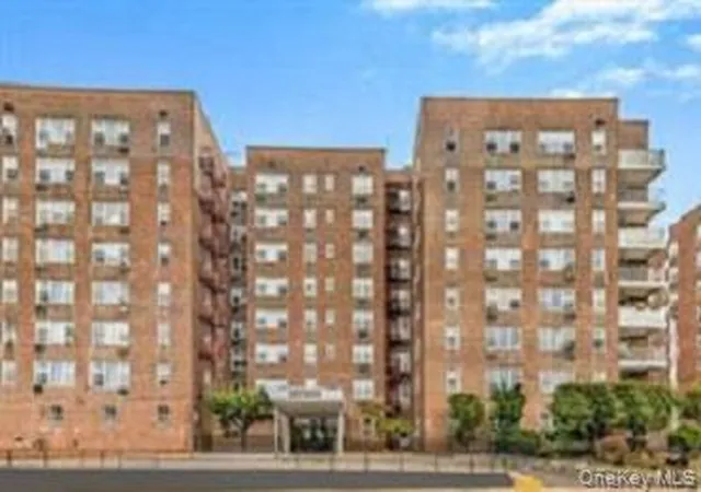 355-bronx-river-rd-6i-yonkers-ny-10704/hzid_3c05c77c