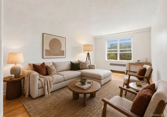 2080-barnes-ave-3b-new-york-ny-10462/hzid_c8def695