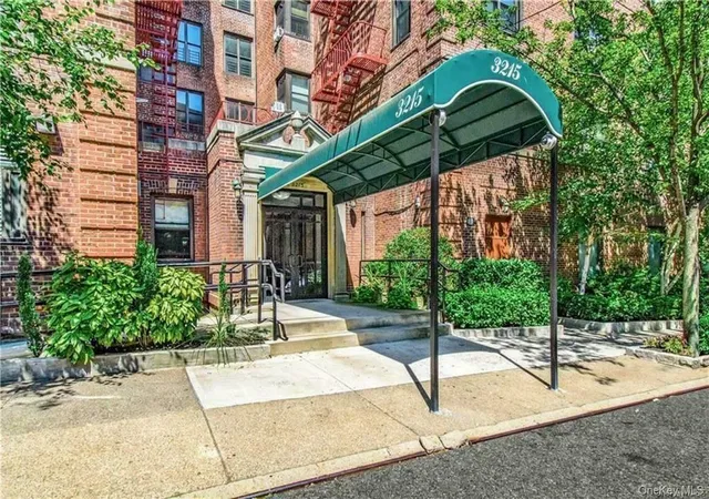 3215-netherland-ave-4e-bronx-ny-10463/hzid_ed784234