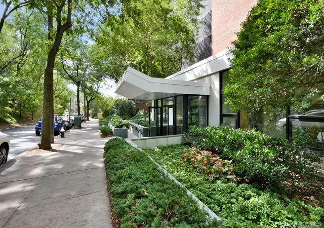 2575-palisade-ave-12c-new-york-ny-10463/hzid_5f714ca7