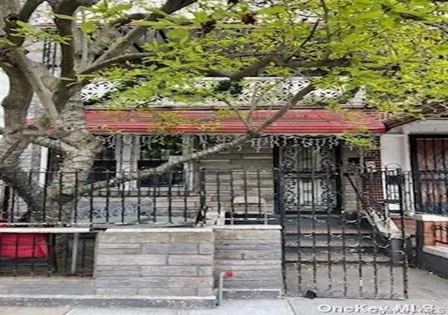 1214-manor-ave-bronx-ny-10472/hzid_47622682