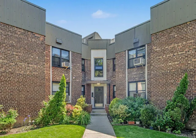 2239-78th-st-3c-new-york-ny-11370/hzid_a08b4f3c