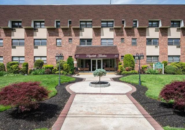 25-elizabeth-st-2n-oyster-bay-ny-11735/hzid_f3c8fa26