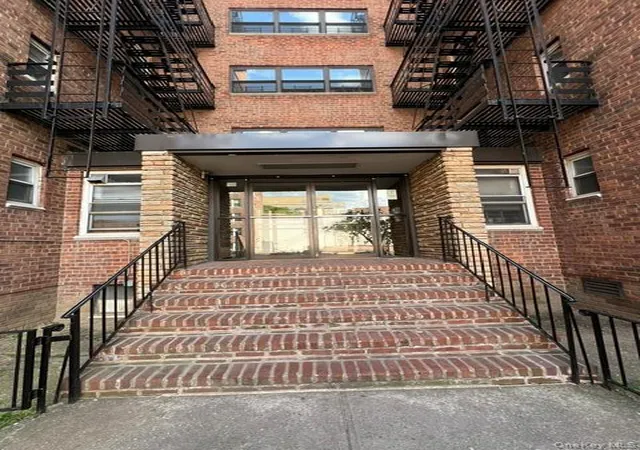 64-74-saunders-st-4b-new-york-ny-11374/hzid_45881ada