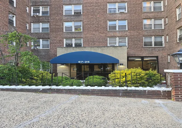 6725-dartmouth-st-3m-forest-hills-ny-11375/hzid_ac70f26b