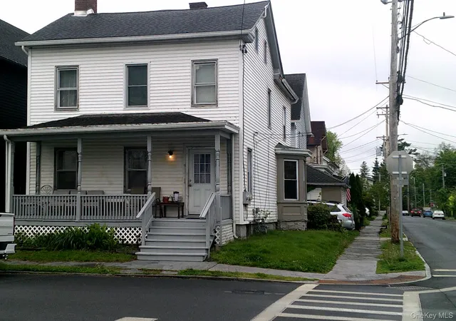 95-clinton-ave-kingston-ny-12401/hzid_d783ac66