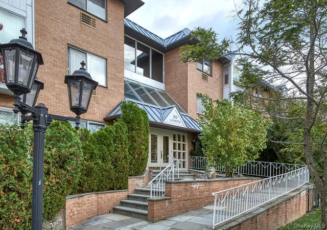 300-livingston-ave-2a-mamaroneck-ny-10543/hzid_55debd60