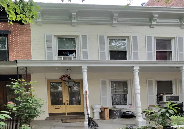 2418-lorillard-pl-bronx-ny-10458/hzid_79690f03