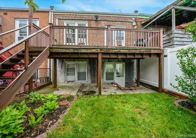 8458-little-neck-pkwy-new-york-ny-11001/hzid_3a296ced