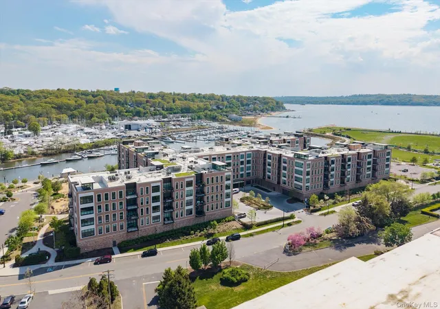 100-garvies-point-rd-1042-glen-cove-ny-11542/hzid_a90cf2fe