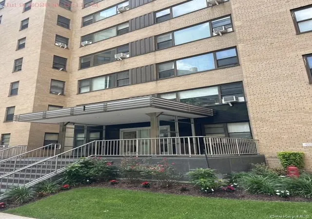 1-fordham-hill-oval-12d-new-york-ny-10468/hzid_2fedd2e5