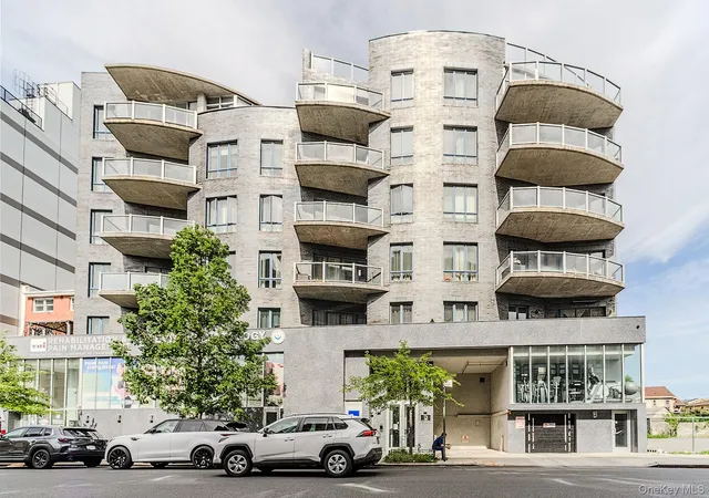 37-w-end-ave-2b-new-york-ny-11235/hzid_dfdd6d03