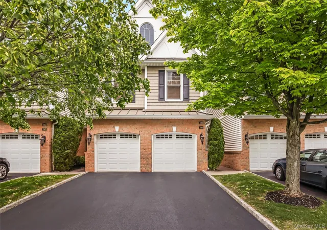 246-roosevelt-wy-11103-hempstead-ny-11590/hzid_9480c4f2