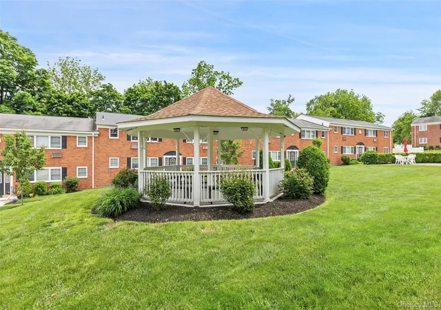 1879-crompond-rd-f3-peekskill-ny-10566/hzid_545aa546