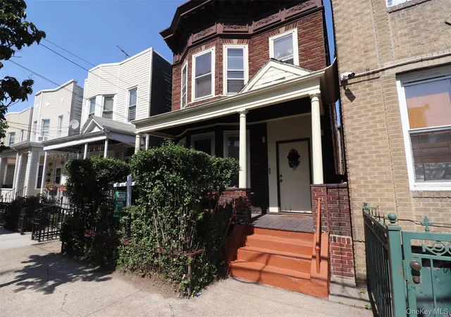 1918-holland-ave-bronx-ny-10462/hzid_268bc27c