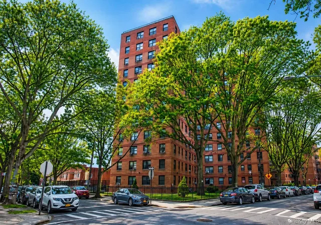 6434-102nd-st-9w-new-york-ny-11374/hzid_b2960e77