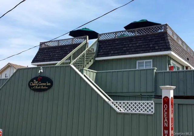 176-ocean-15-sayville-ny-11782/hzid_15ca6030