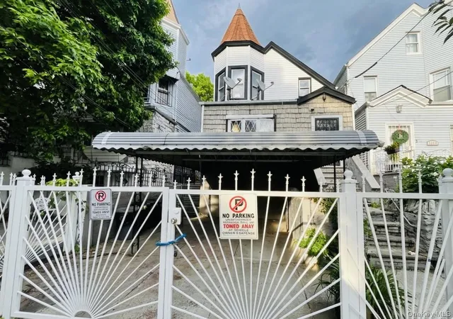 1542-saint-lawrence-ave-bronx-ny-10460/hzid_d0f3fd47