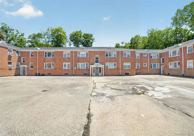 205-w-post-rd-e-1-o-white-plains-ny-10606/hzid_8cc94132