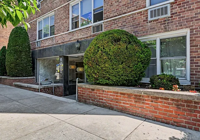 6300-riverdale-ave-6f-new-york-ny-10471/hzid_19970566