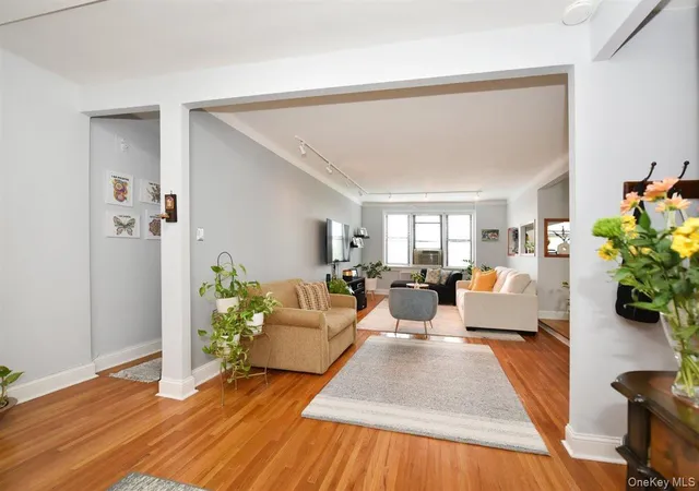 143-50-hoover-ave-503-new-york-ny-11435/hzid_a79c6eba