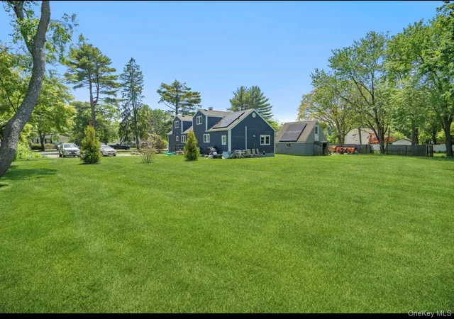 47-bushwick-ave-islip-ny-11717/hzid_f58a8ad8