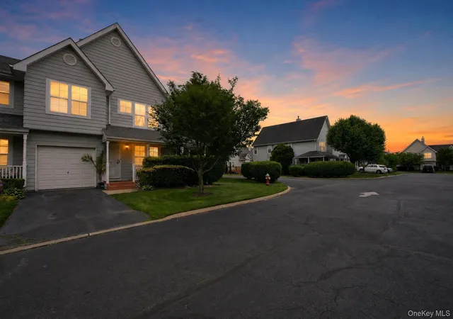 1-summerfield-cir-central-islip-ny-11722/hzid_4abbf212